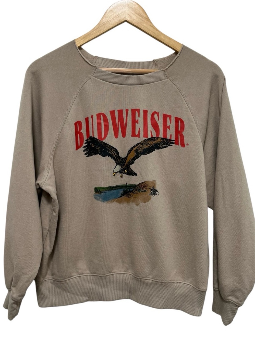 Budweiser Crewneck Cotton Blend Graphic Sweatshirt Size Small Eagle Art